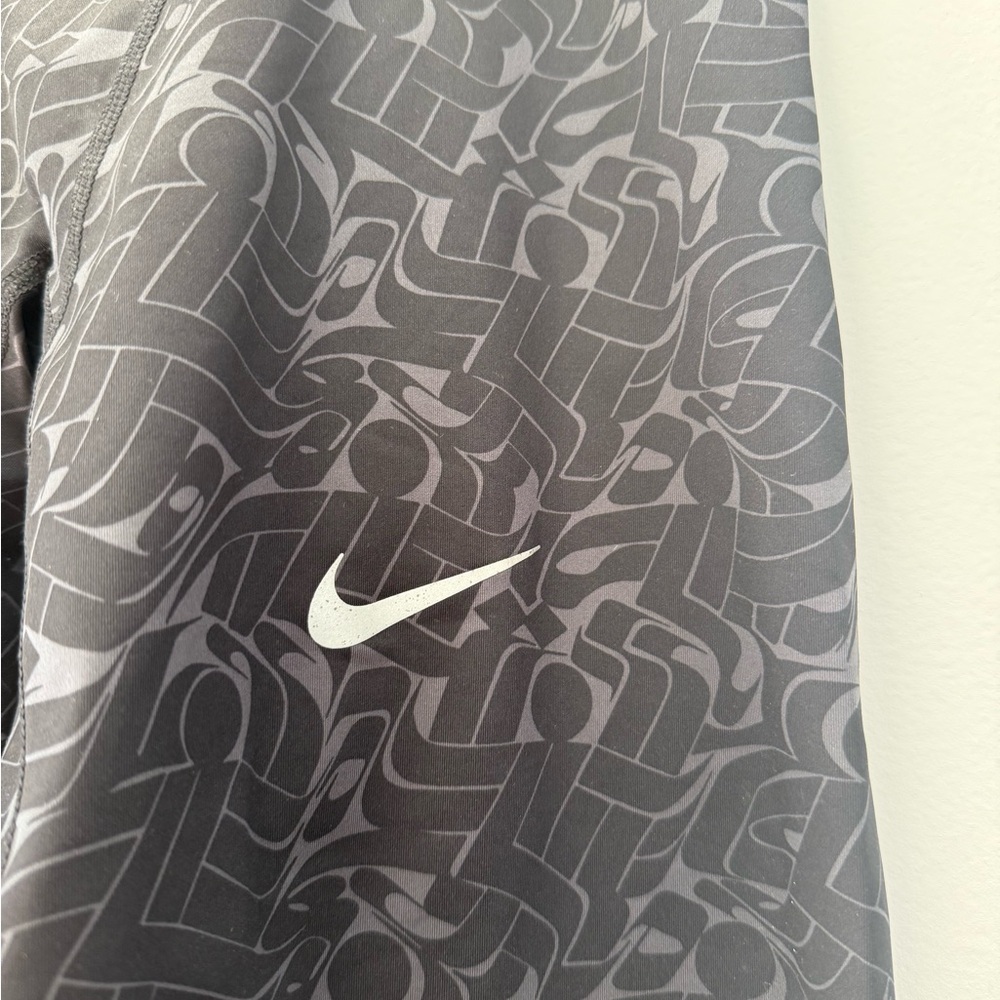 Nike x Rostarr Gray Patterned Leggings running pants